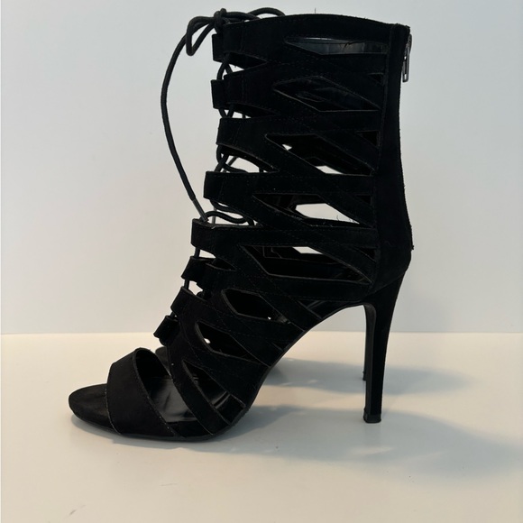 NEARLY NEW! CHARLOTTE RUSSE BLACK FAUX SUEDE STRAPPY LACE UP SPIKED HEEL BOOTIES - Picture 5 of 8